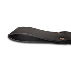 détail du grain de cuir et de la poignée du petit paddle Prowler RED
